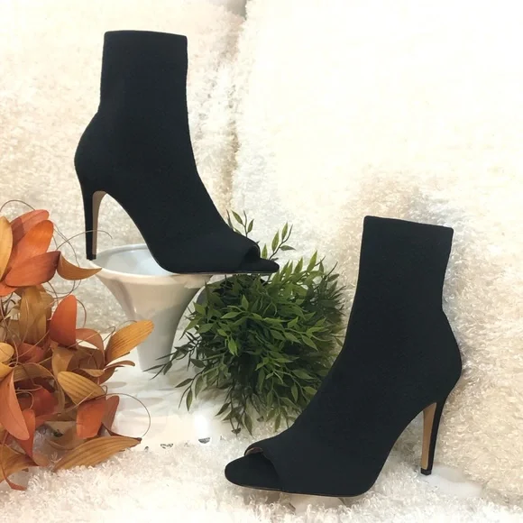 Sale❄️INC textured open peep high heel sock ankle Booties black sandals size 7.5 - Picture 10 of 11